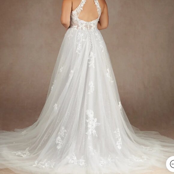 Azazie Dysis Diamond White A-Line Halter Sequins Tulle Wedding Dress - Picture 9 of 15